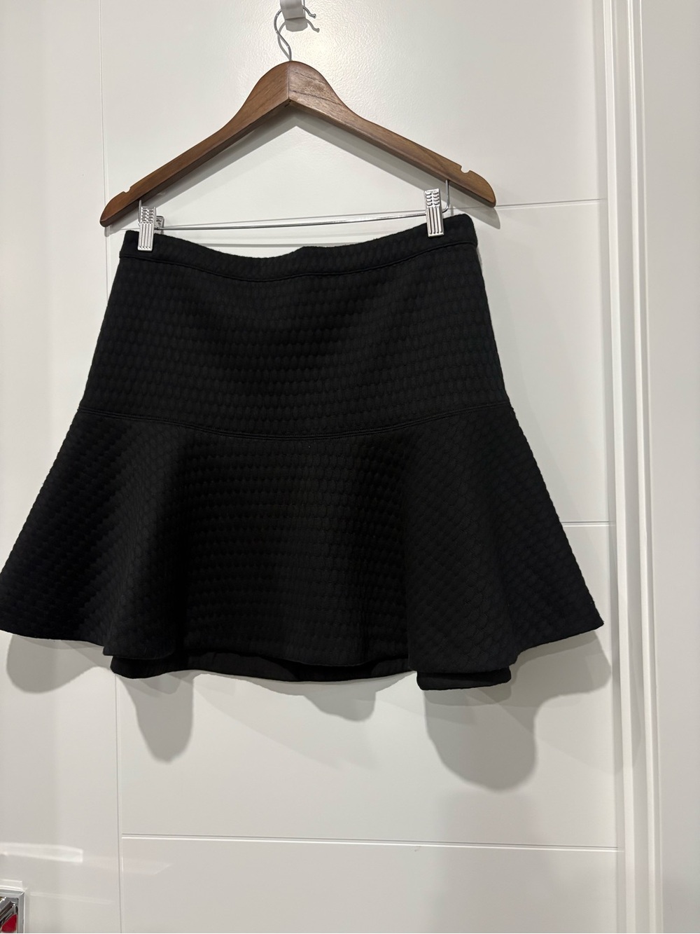 Club Monaco Black Textured Circle Skirt